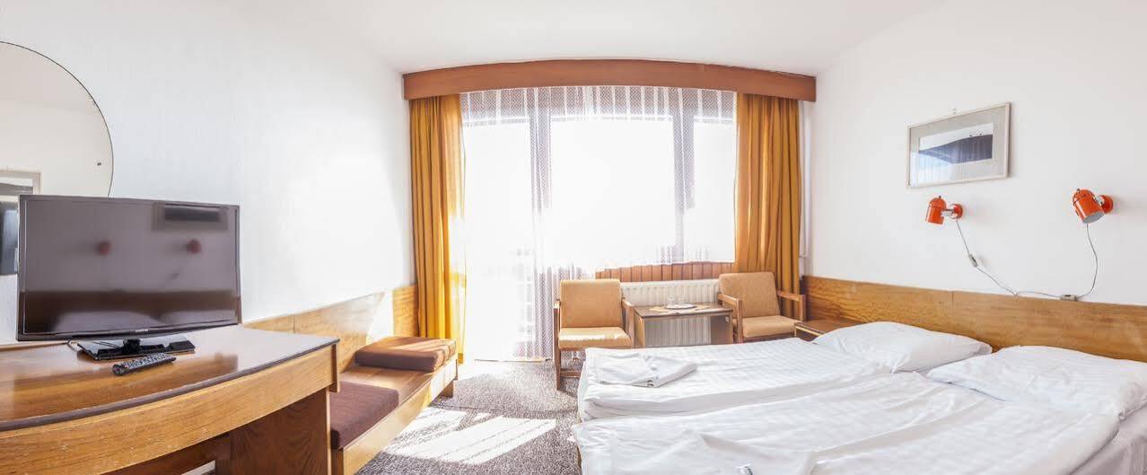 Hotel Sorea Hutnik Ii. タトランスカ・ ロムニツァ エクステリア 写真